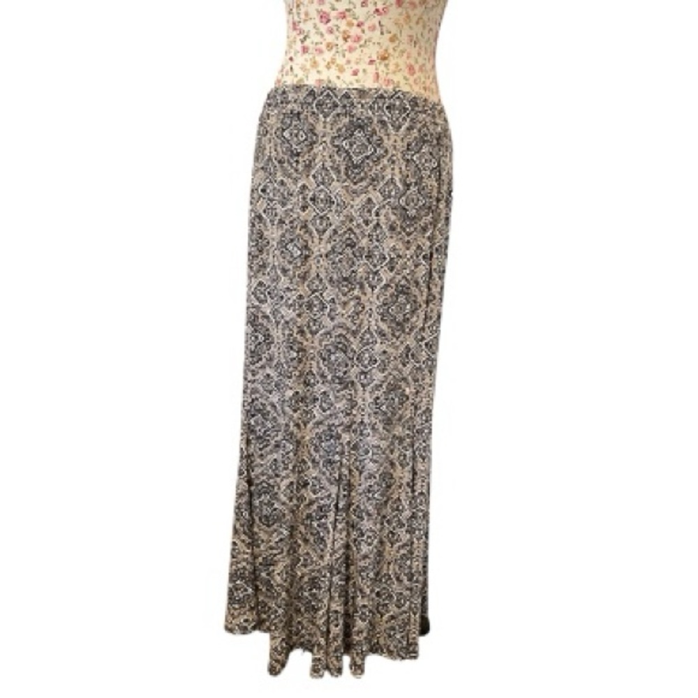 Cato Geometric maxi black/Tan and white Geometric L Skirt